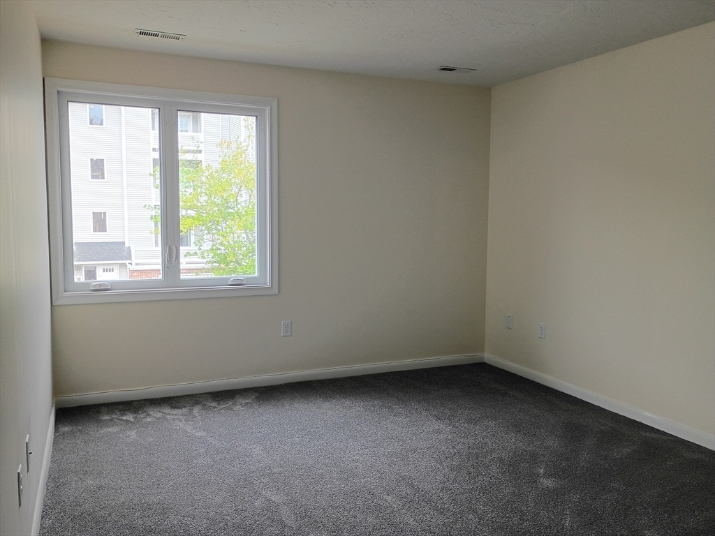 114 Burkhall St #Q, Weymouth, MA Photo #8
