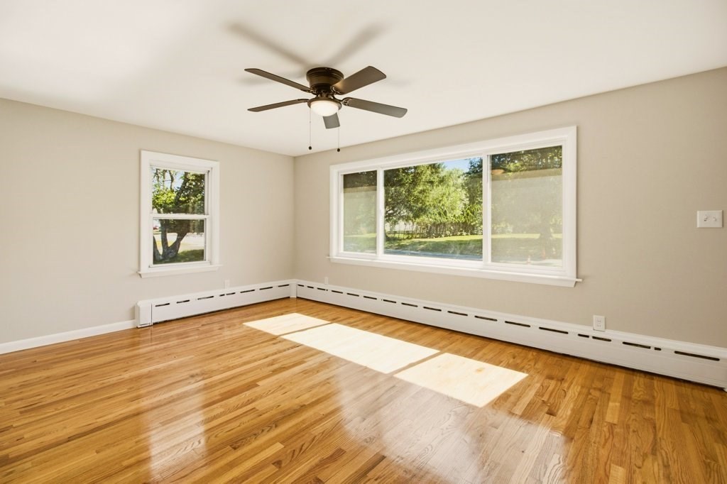 125 Davis Rd