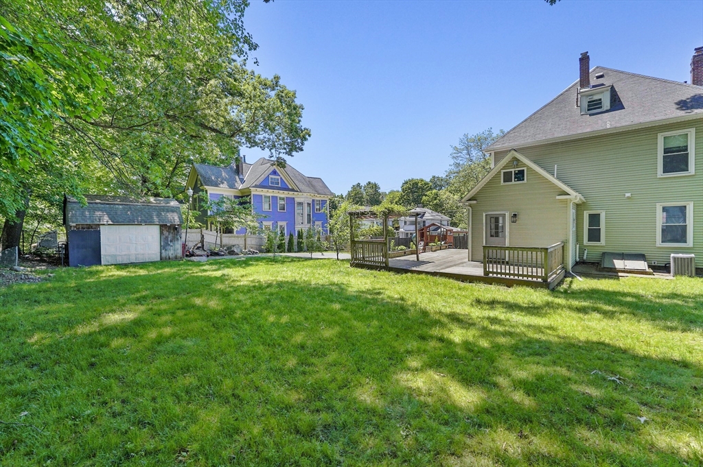 250 Wentworth Avenue