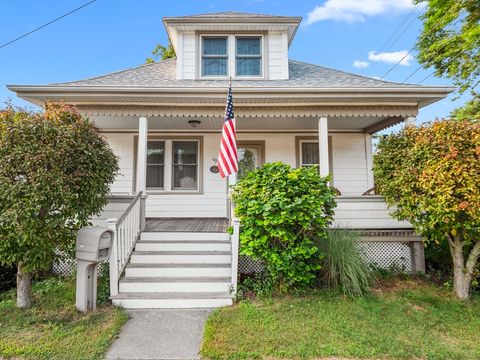 58-60 Washington St Fairhaven MA 02719