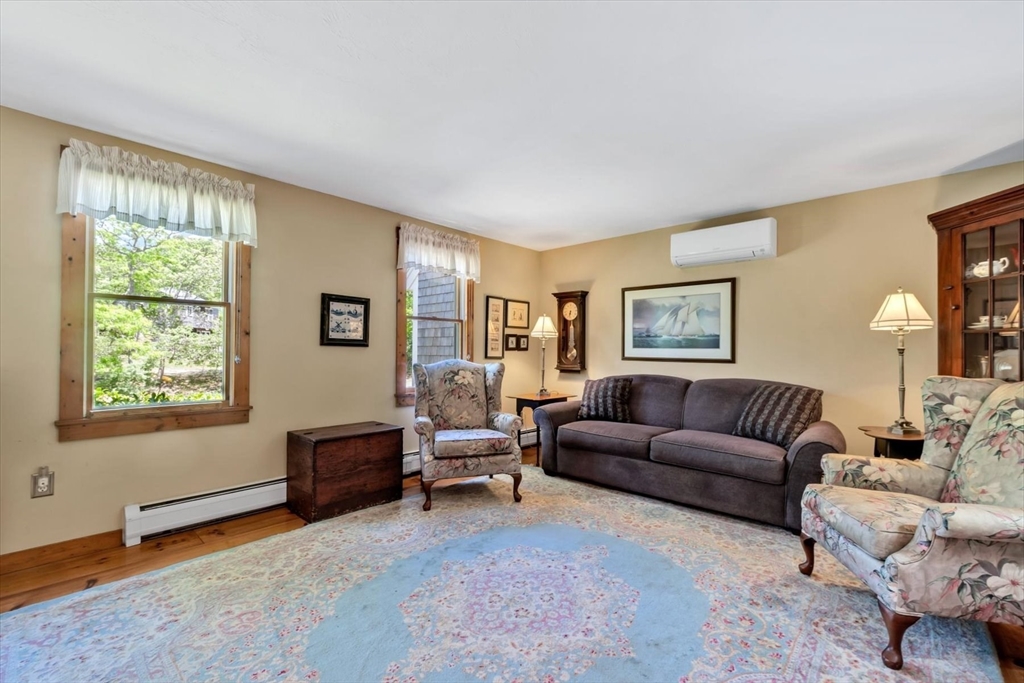 38 Shorewood Dr