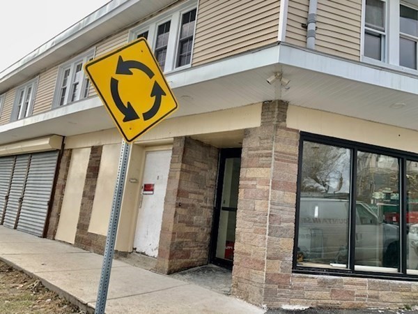 8 Boylston St 1R CONNER