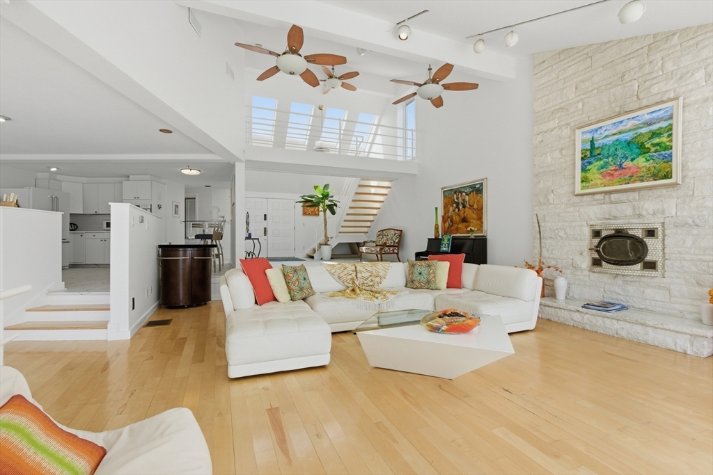 250 Wilson Rd, Nahant, MA Photo #10