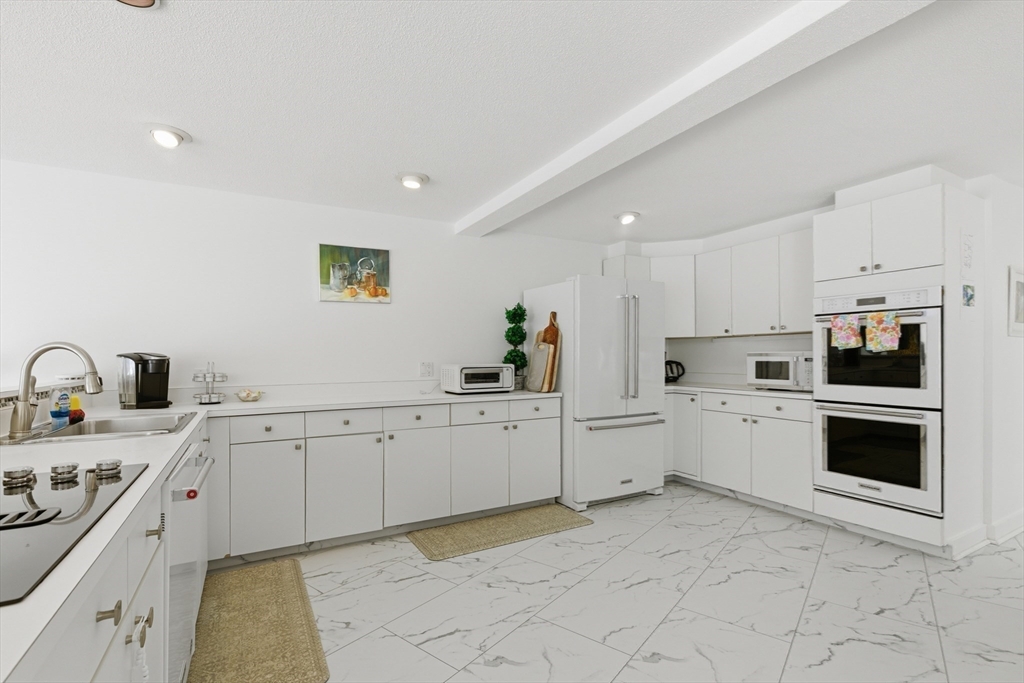 250 Wilson Rd, Nahant, MA Photo #12