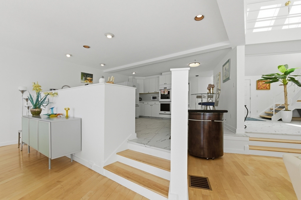 250 Wilson Rd, Nahant, MA Photo #11