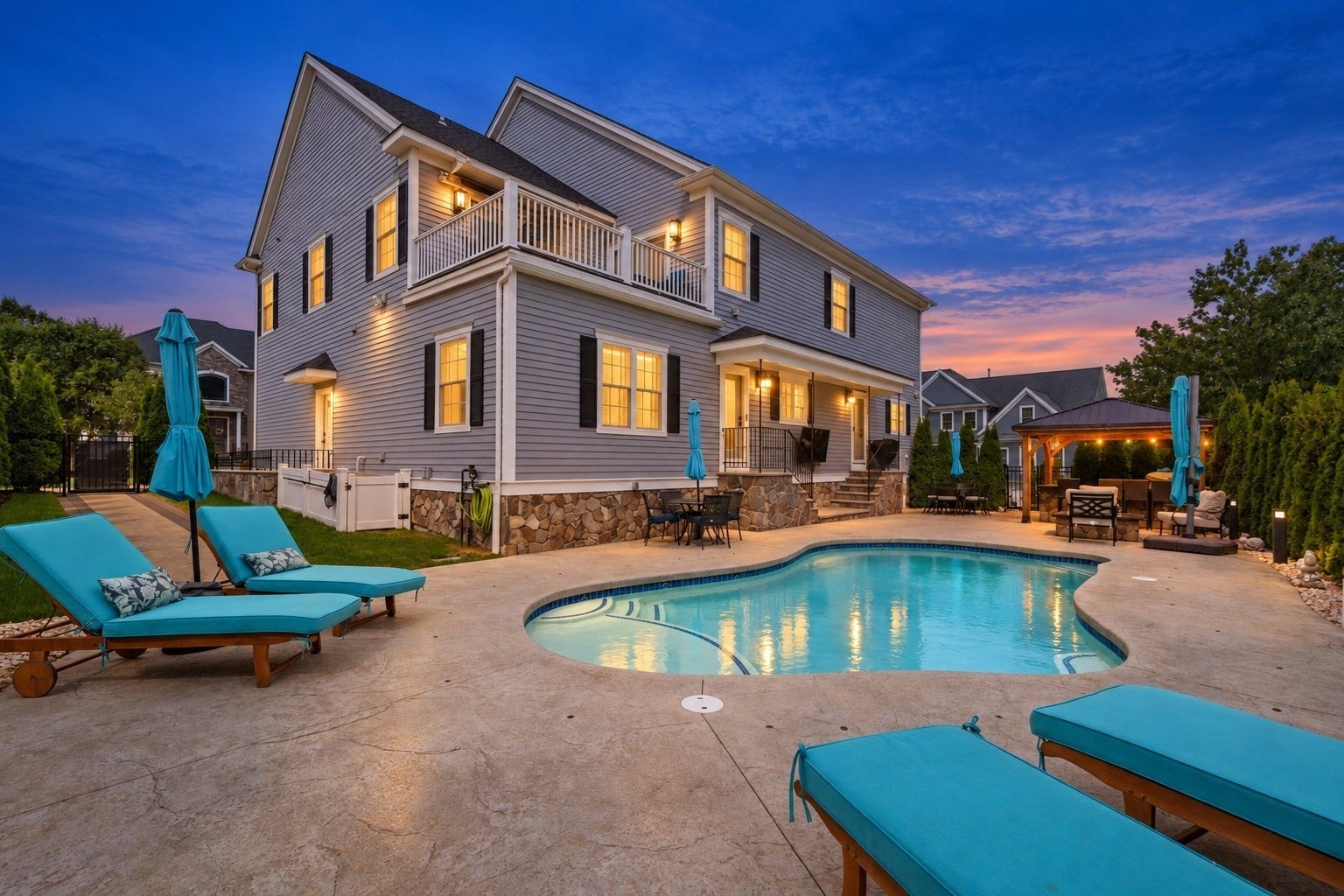 2 Oneil Way, Saugus, MA Photo #2