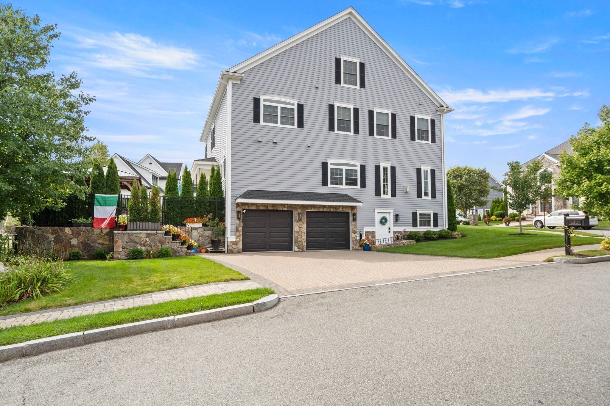 2 Oneil Way, Saugus, MA Photo #38