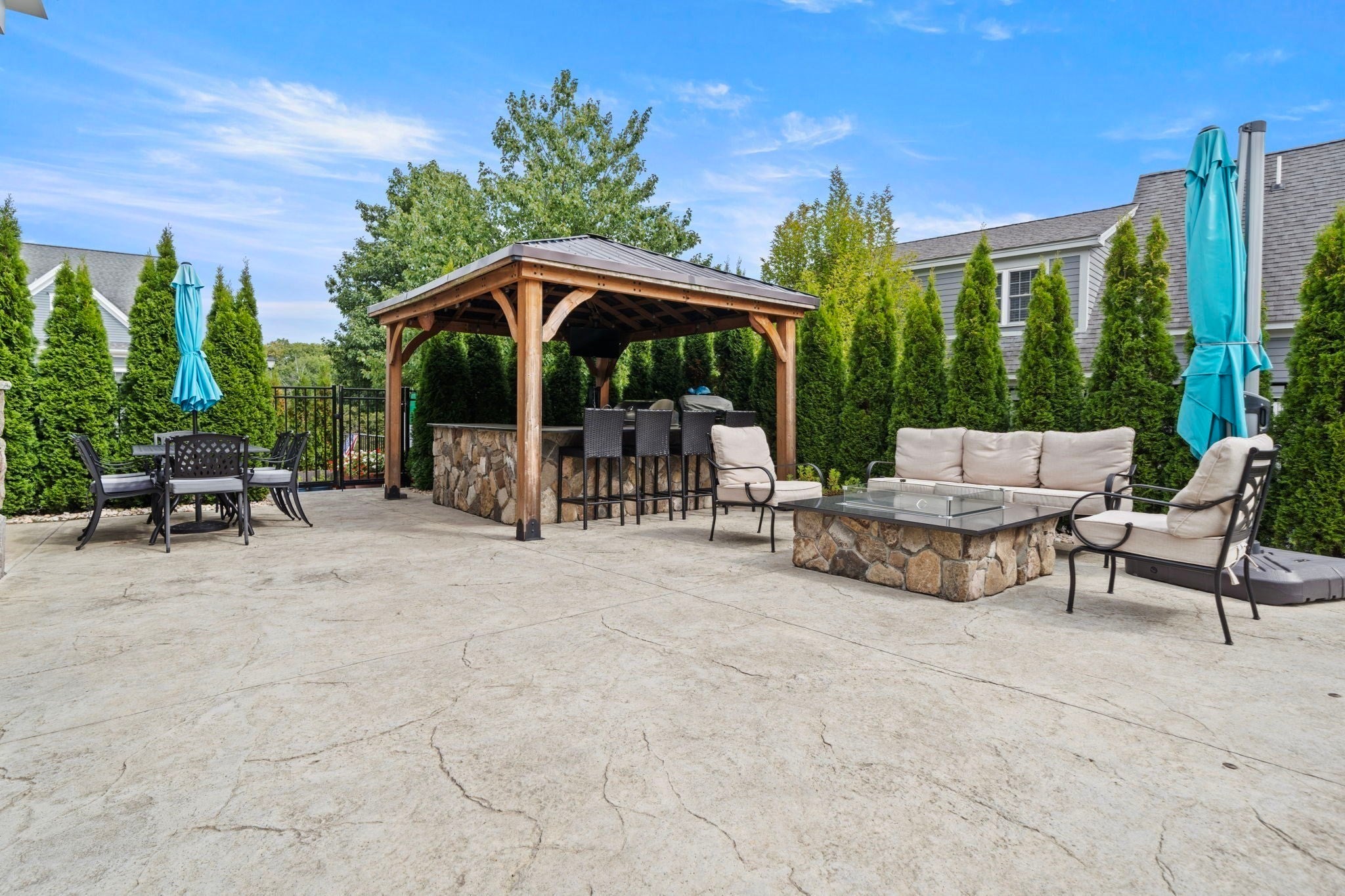 2 Oneil Way, Saugus, MA Photo #34