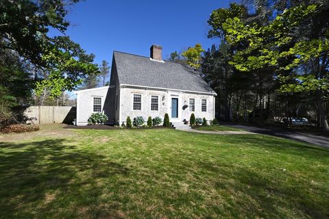Photo of 10 Hunters Trl, Sandwich, MA 02563 (MLS # 73499466)