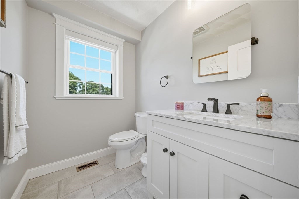 25 Margate Ave, Saugus, MA, 25 Margate Ave, Saugus, MA Photo #22