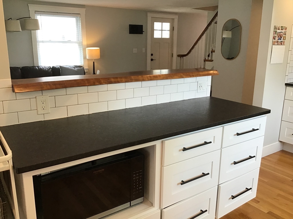 32 Hills St, Randolph, MA Photo #16