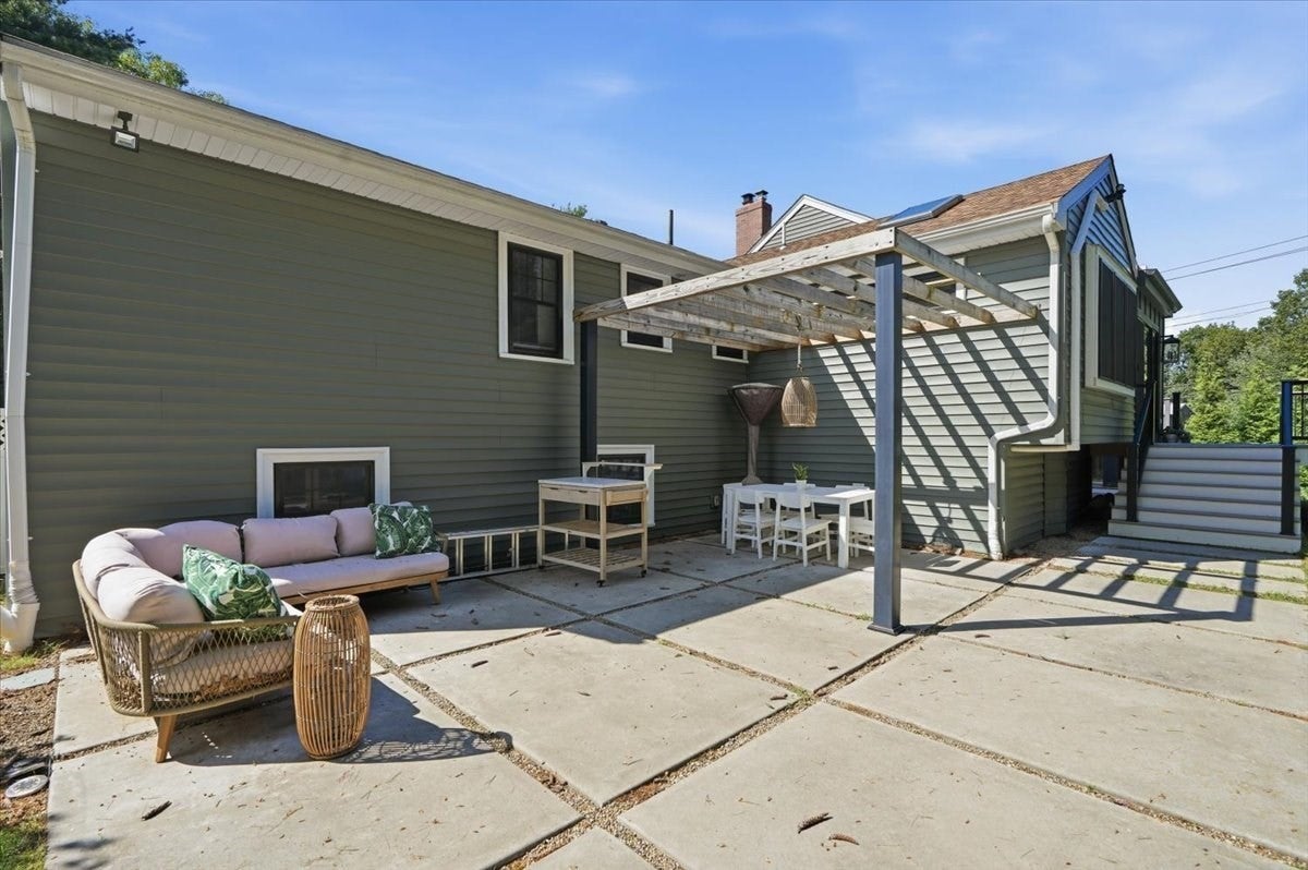 2 Hazelwood Dr, Hingham, MA Photo #30
