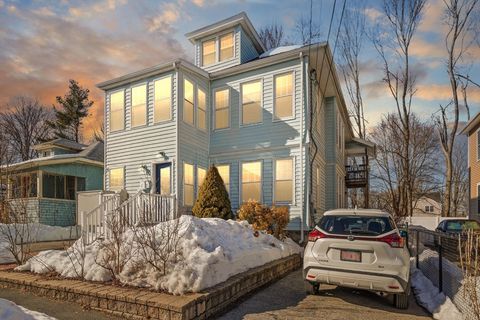 Photo of 37 Lincoln Street, North Andover, MA 01845 (MLS # 73482054)