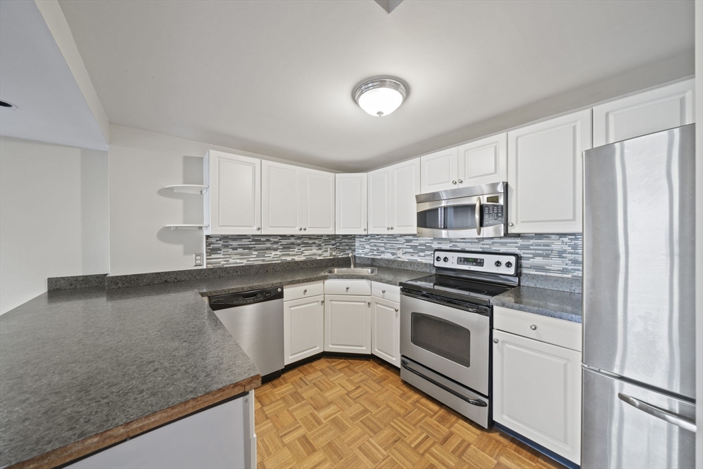 155 George Washington Blvd 402