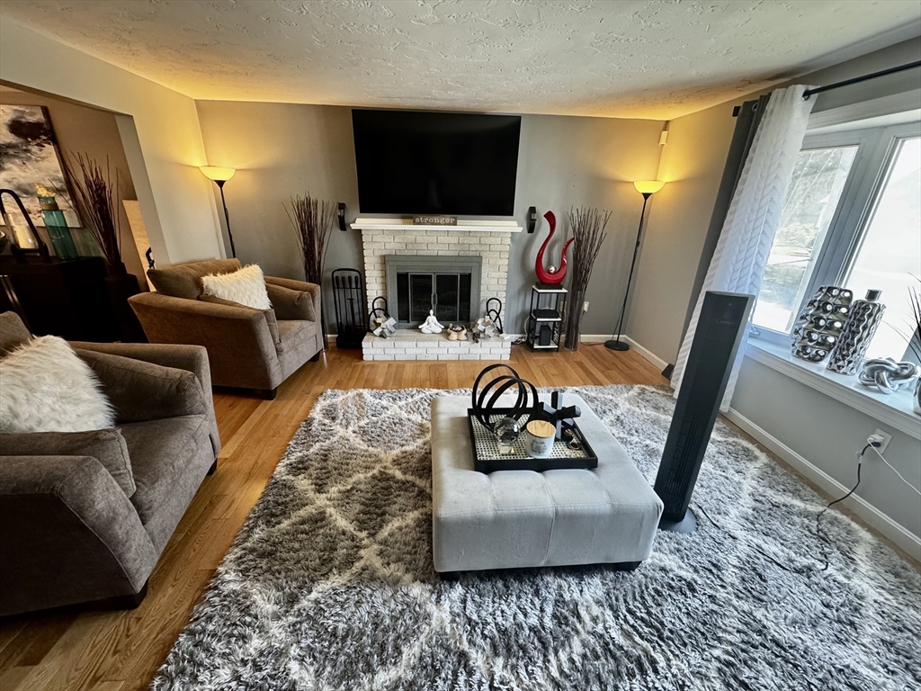 65 Lheureux Cir
