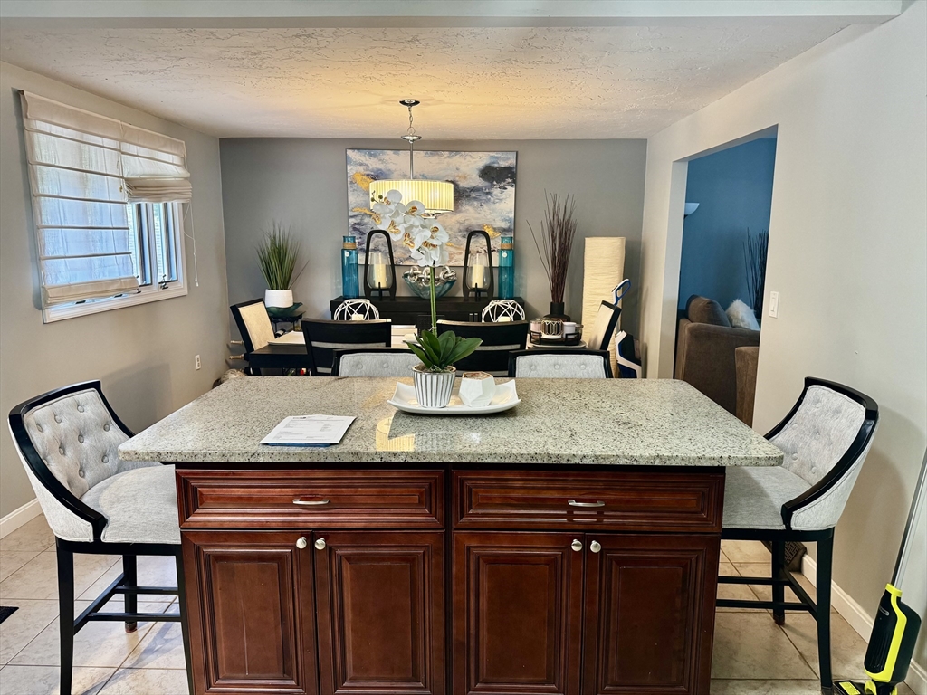 65 Lheureux Cir