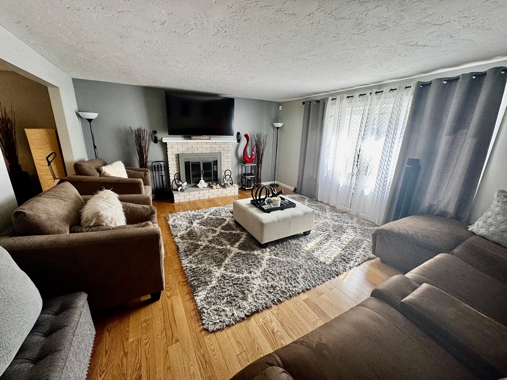 65 Lheureux Cir