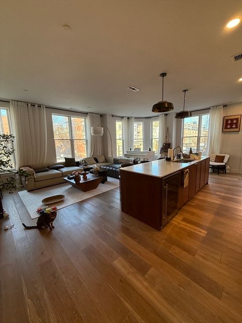 566 Columbus Ave 211 Boston MA 02118