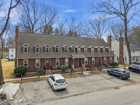 139 Wellman Ave 139 Chelmsford MA 01863