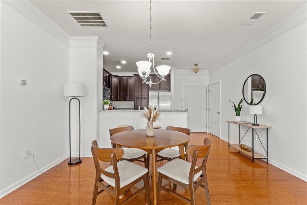 2106 Simeon Howard Way 2106