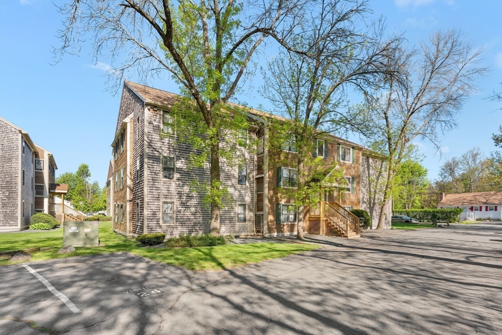 35 Eagle Ave #7, Brockton, MA Photo #19