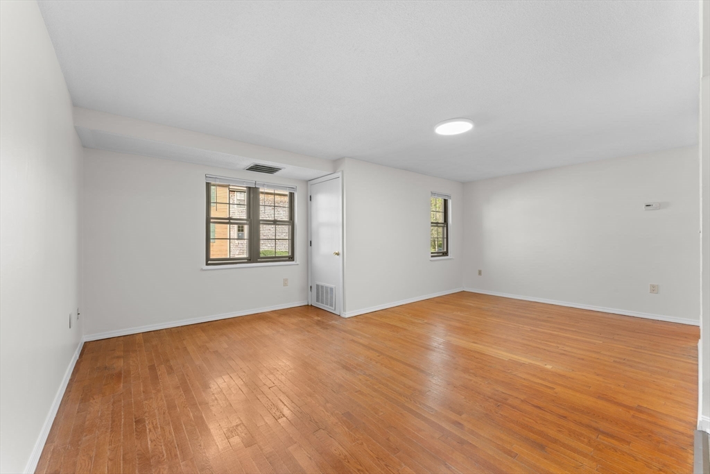 35 Eagle Ave #7, Brockton, MA Photo #15