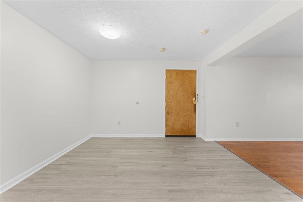 35 Eagle Ave #7, Brockton, MA Photo #7