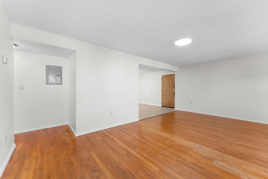 35 Eagle Ave #7, Brockton, MA Photo #16