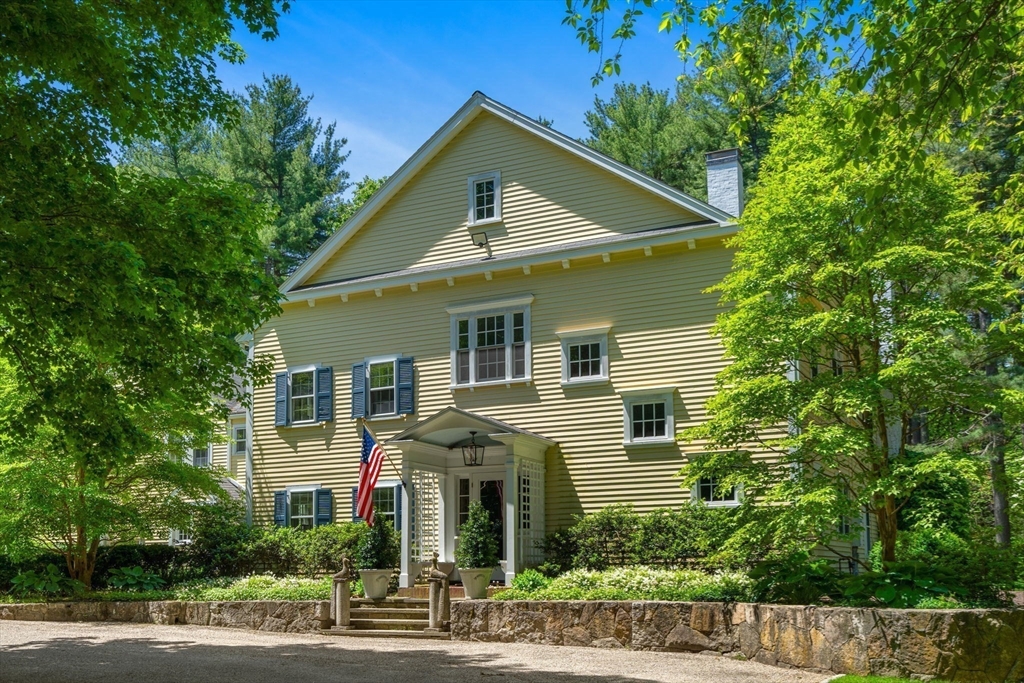4 Claybrook Rd