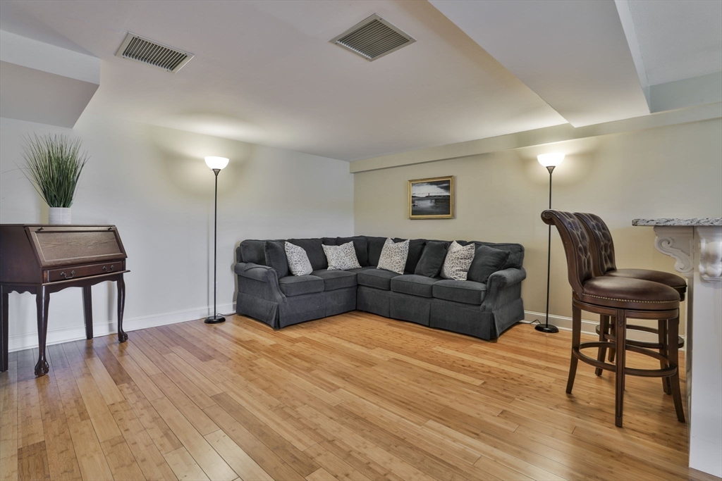 14 Hawkswood Ests Ests #14, Amesbury, MA Photo #32