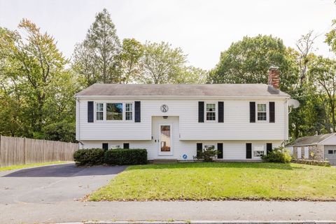 194 Hillberg Ave Brockton MA 02301