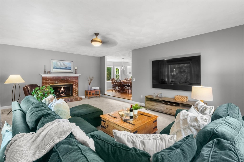 247 Bridges Ln, North Andover, MA, 247 Bridges Ln, North Andover, MA Photo #10