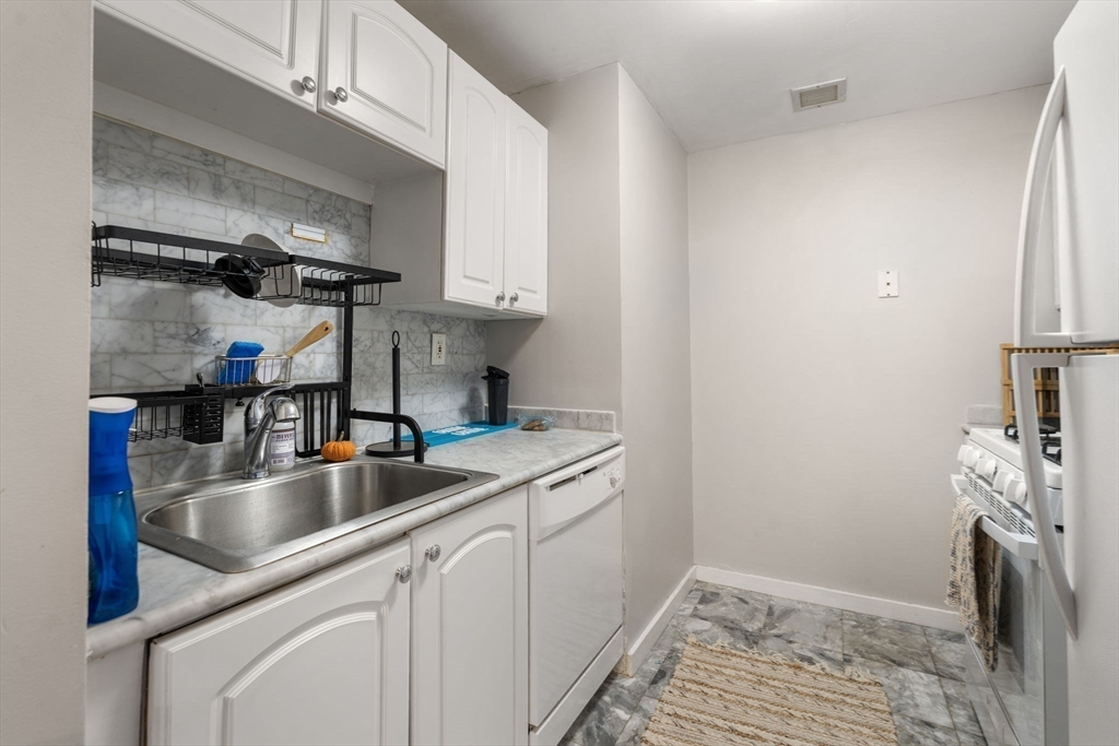 15 N Beacon St 104