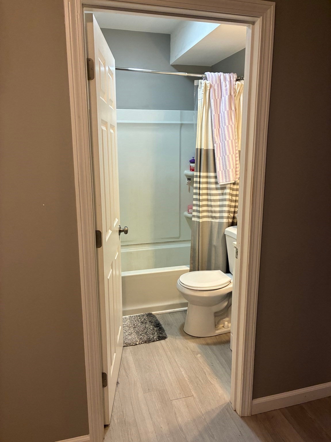 97 Alderman St, Springfield, MA Photo #3