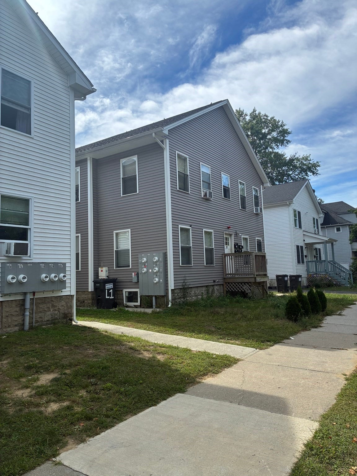 97 Alderman St, Springfield, MA Photo #10