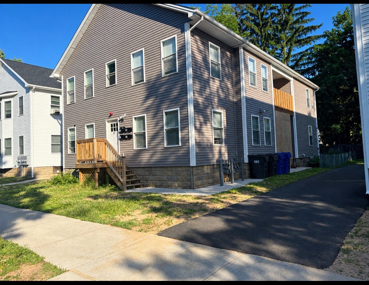 Photo of 97 Alderman St, Springfield, MA