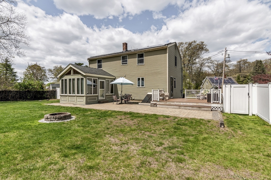 8 Portsmouth Rd, Amesbury, MA Photo #37