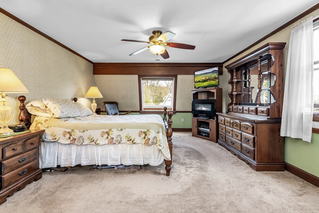 8 Portsmouth Rd, Amesbury, MA Photo #18