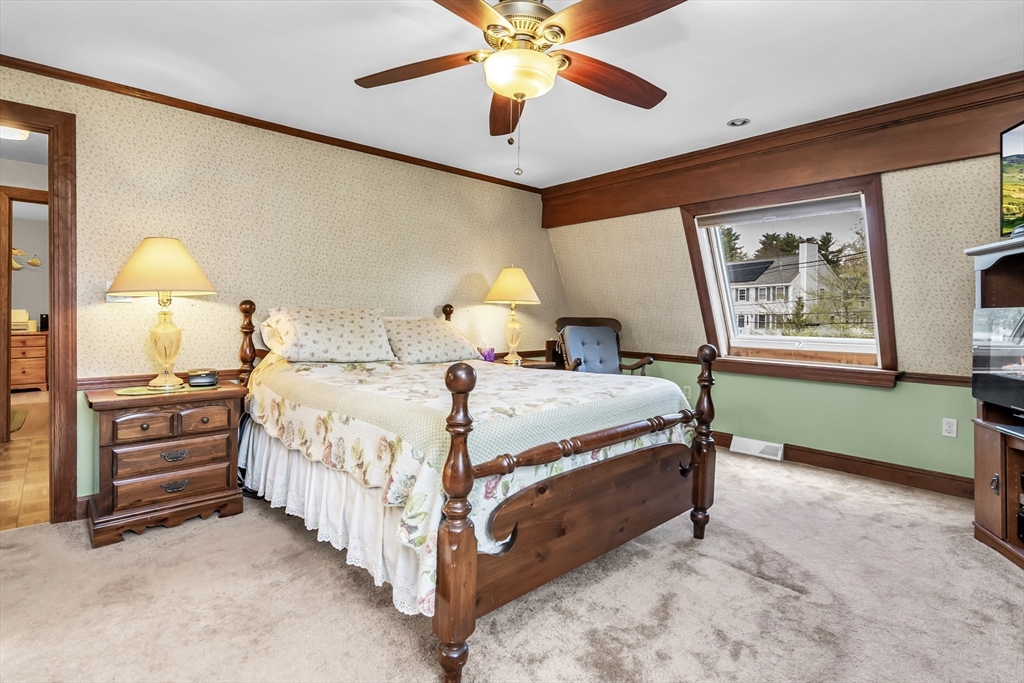 8 Portsmouth Rd, Amesbury, MA Photo #17