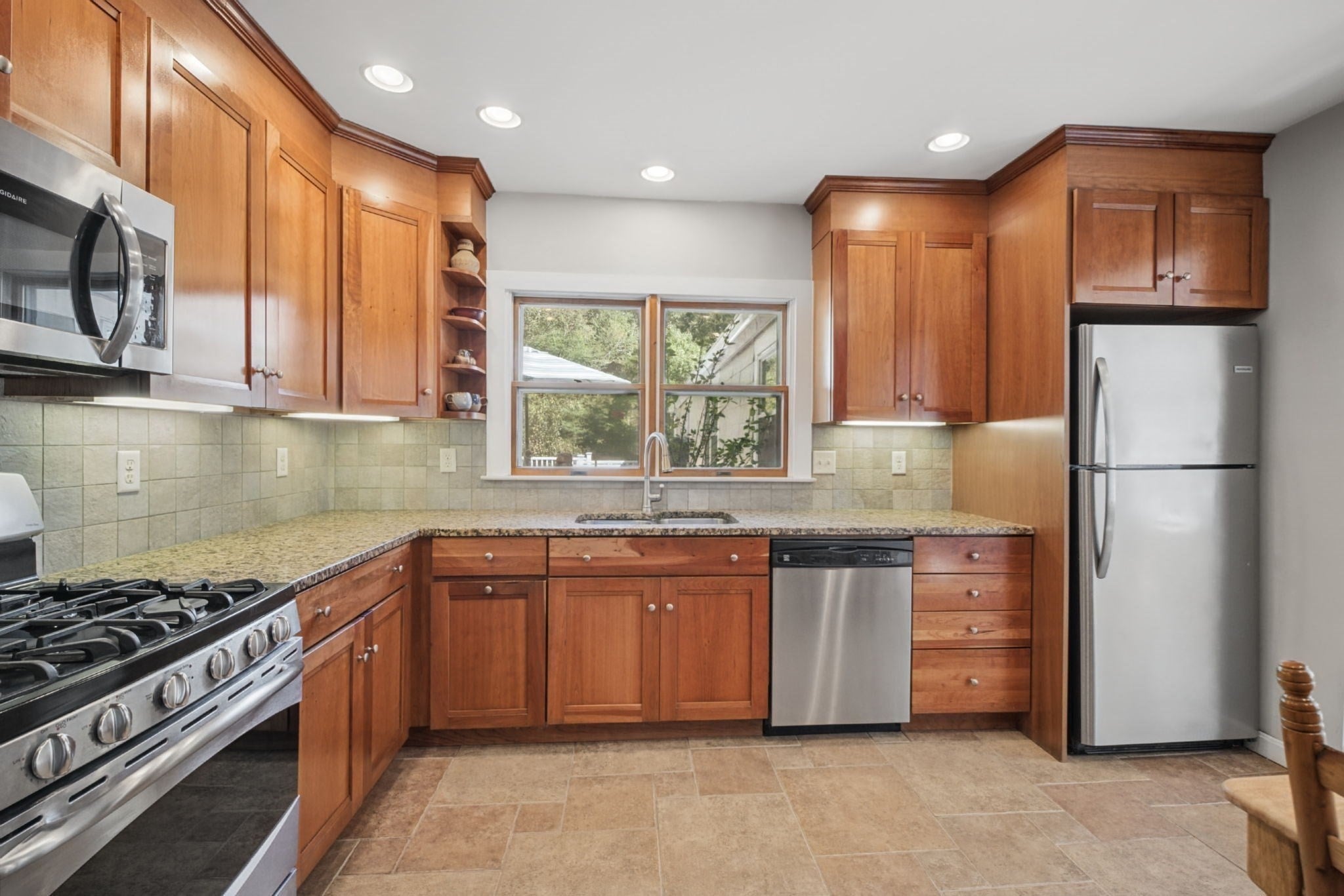 745 Williams St, Dighton, MA, 745 Williams St, Dighton, MA Photo #8