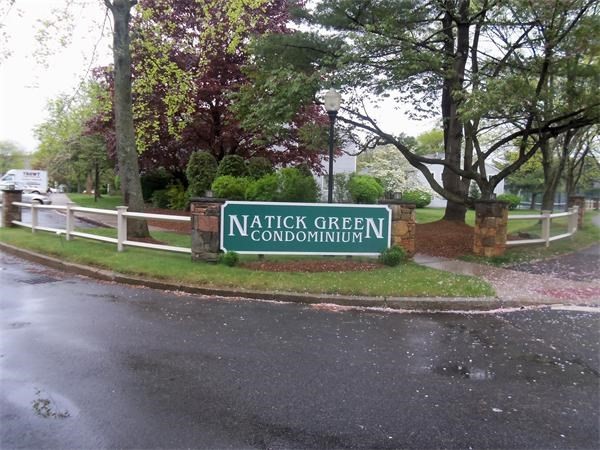 Photo of 6 Post Oak Ln, Natick, MA