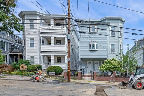 49 Heath 1 Somerville MA 02145