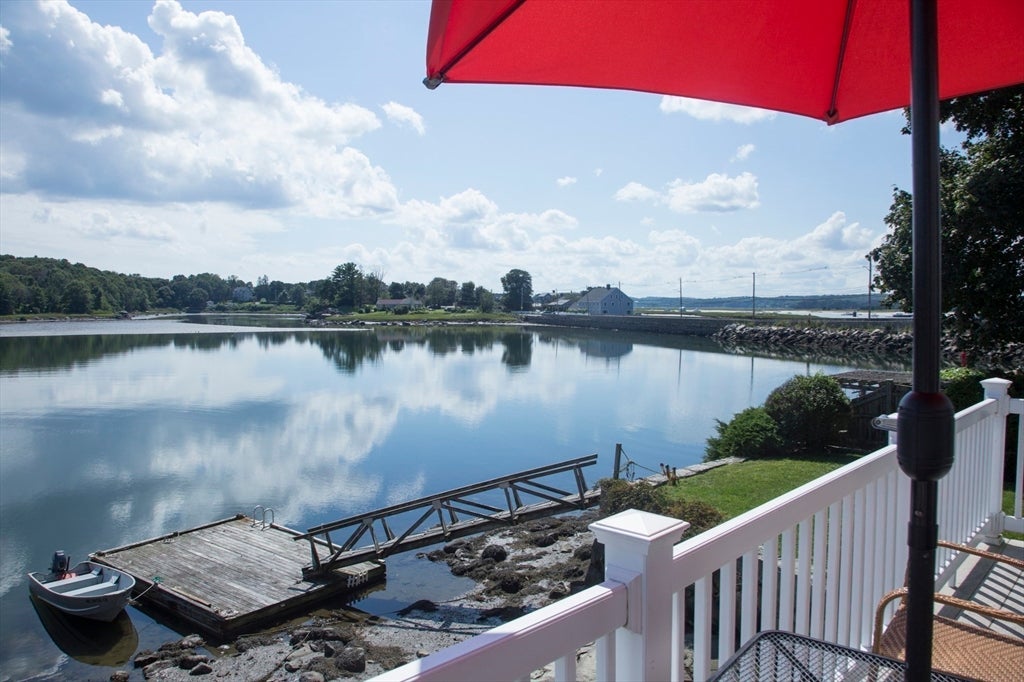 11 Dennison St, Gloucester, MA Photo #14