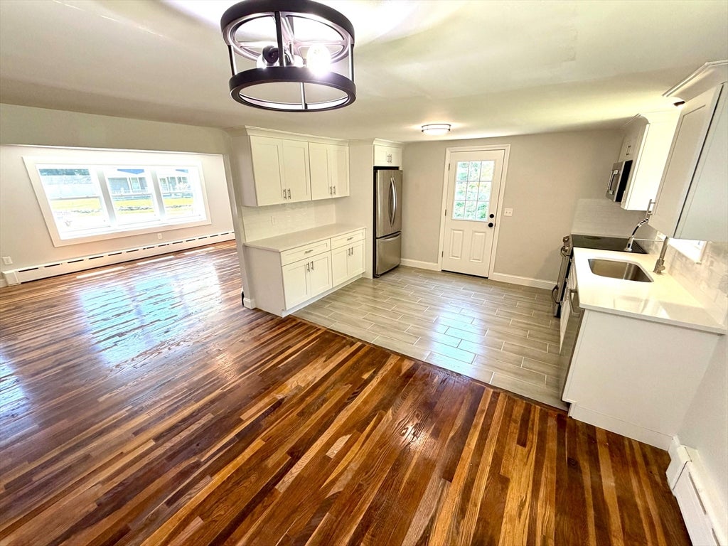 64 King St, Raynham, MA, 64 King St, Raynham, MA Photo #4