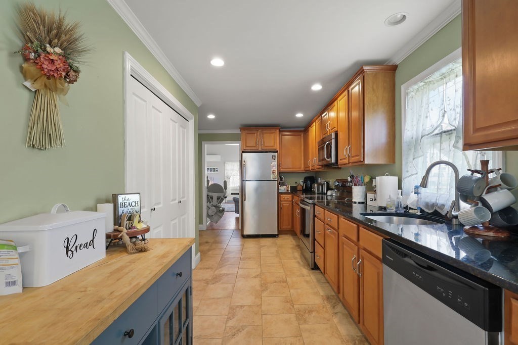 34 Harbeck St
