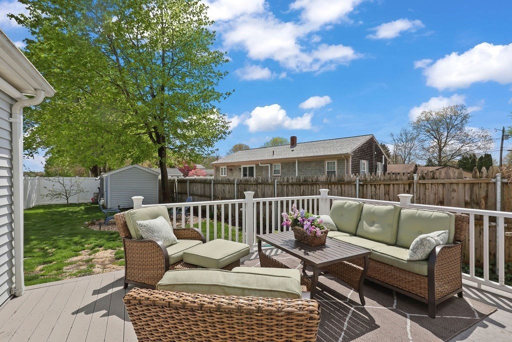 34 Harbeck St, Acushnet, MA Photo #27