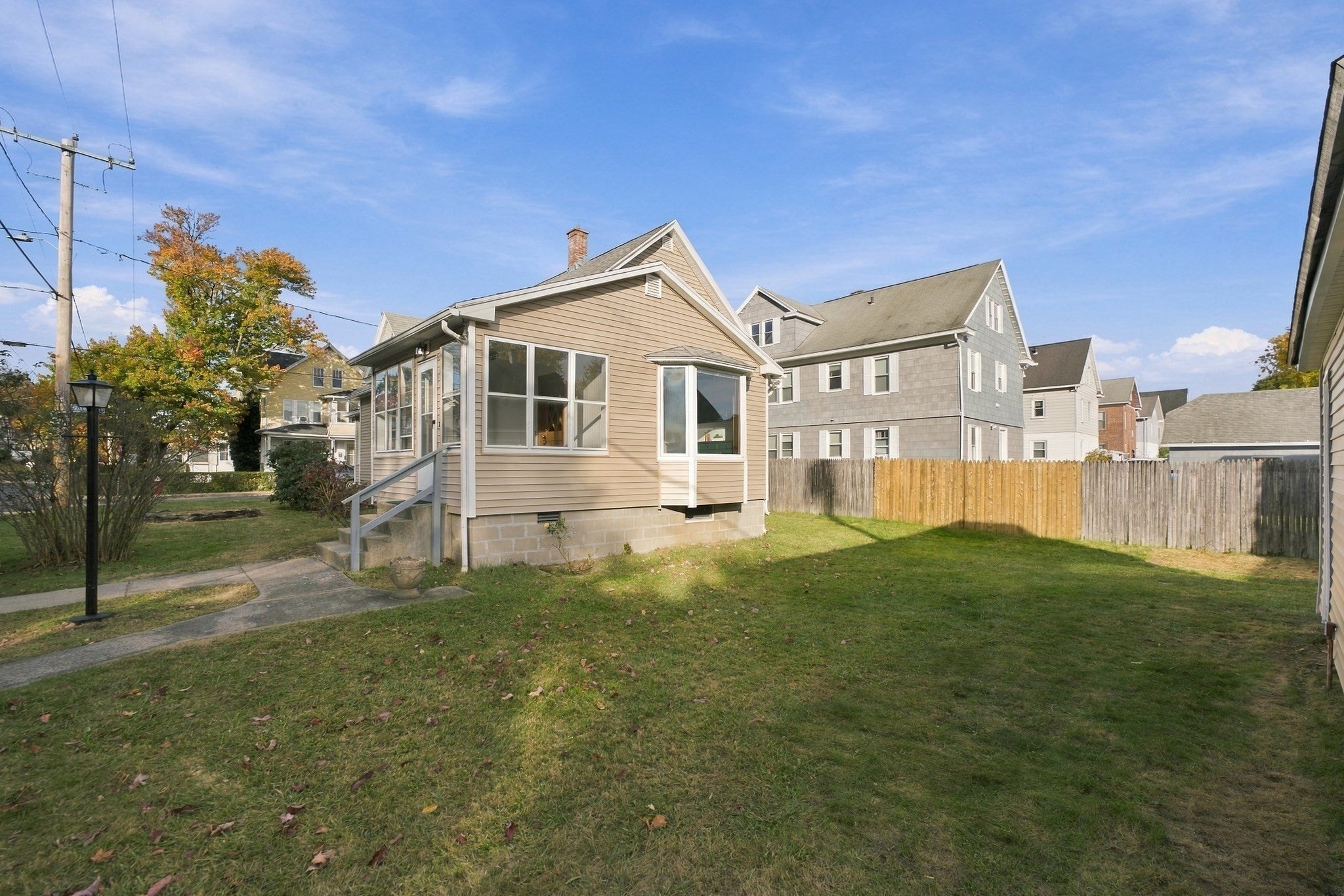 62 Brookline Ave, Holyoke, MA Photo #35
