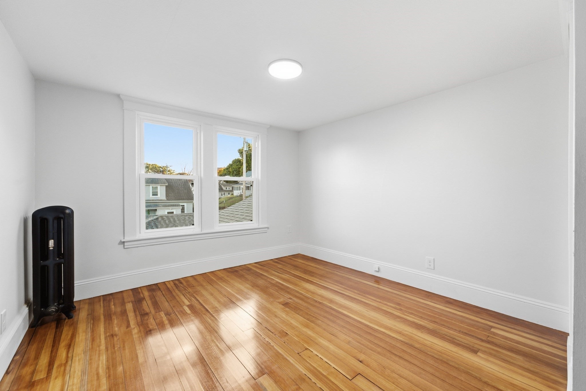 62 Brookline Ave, Holyoke, MA Photo #25