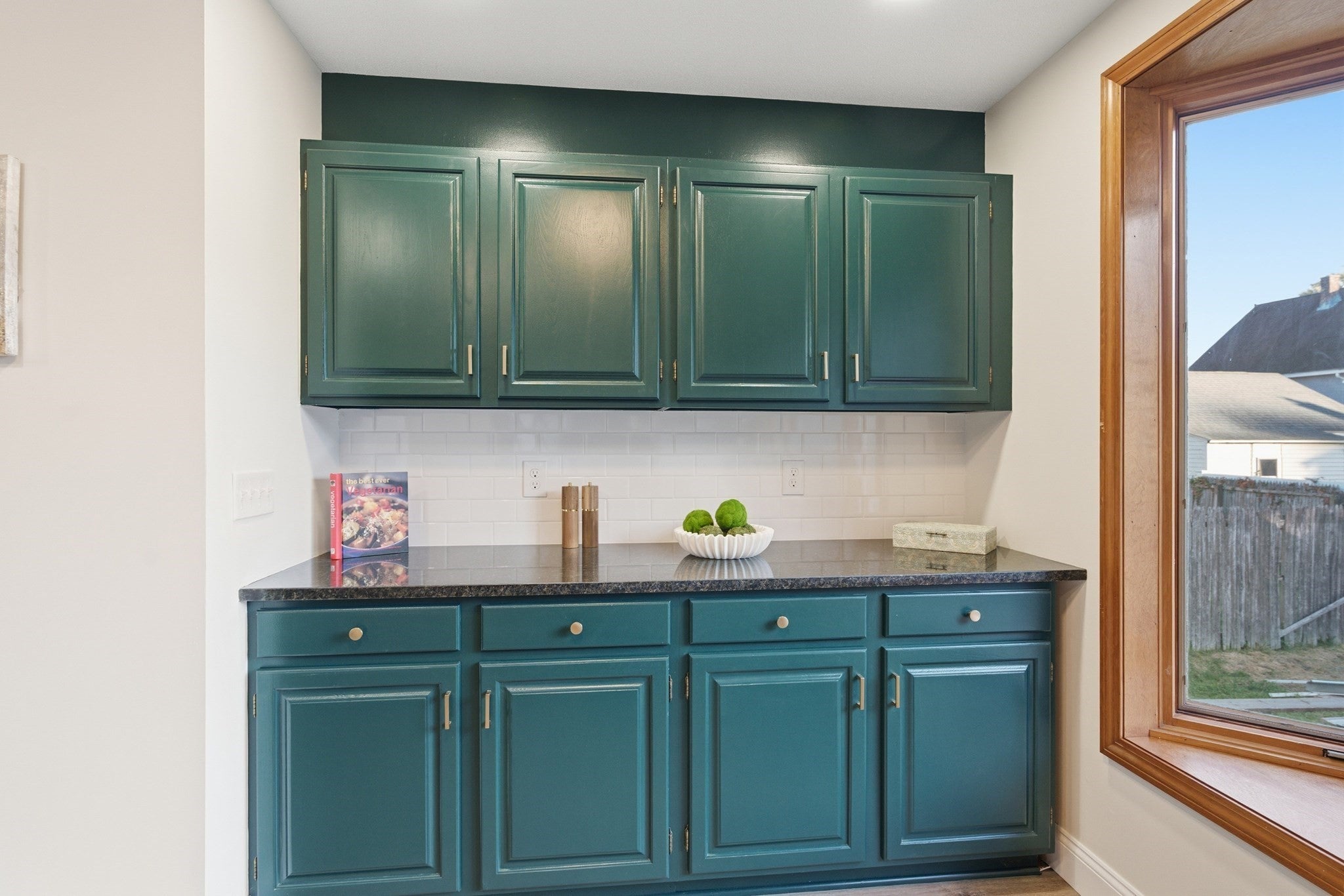 62 Brookline Ave, Holyoke, MA Photo #11