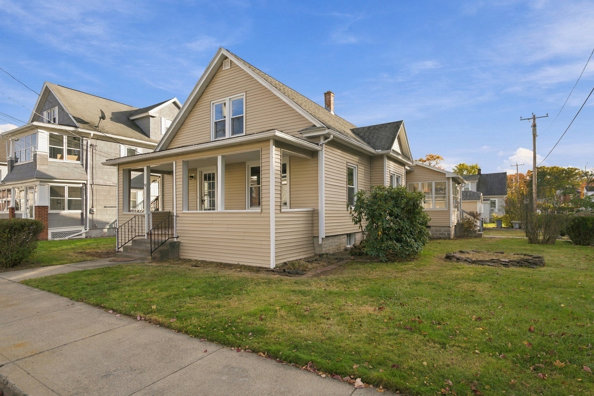 62 Brookline Ave, Holyoke, MA Photo #2
